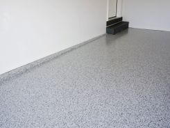 Residential Garage — Full-broadcast flake system